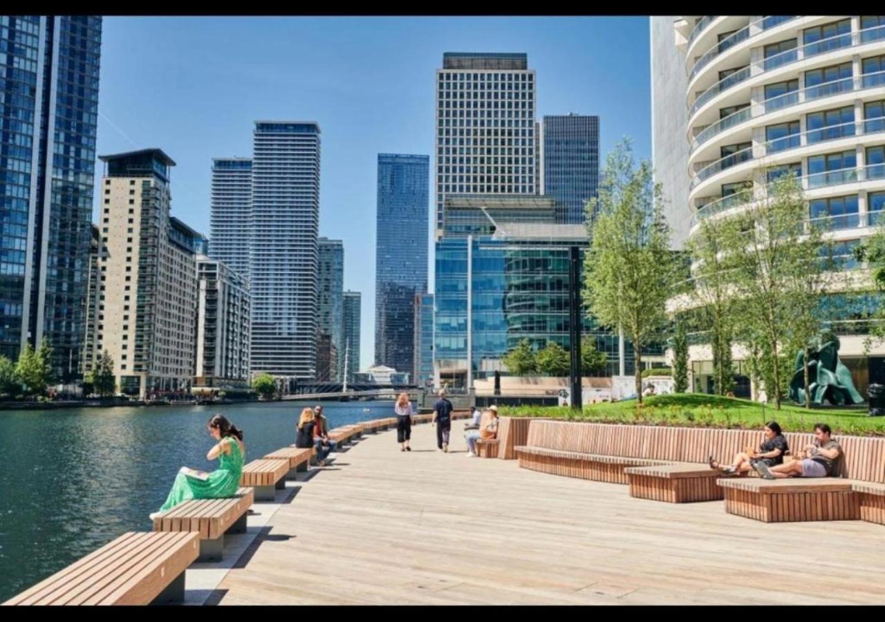 Cozylease 3-bed Canary Wharf Retreat,near 02 *