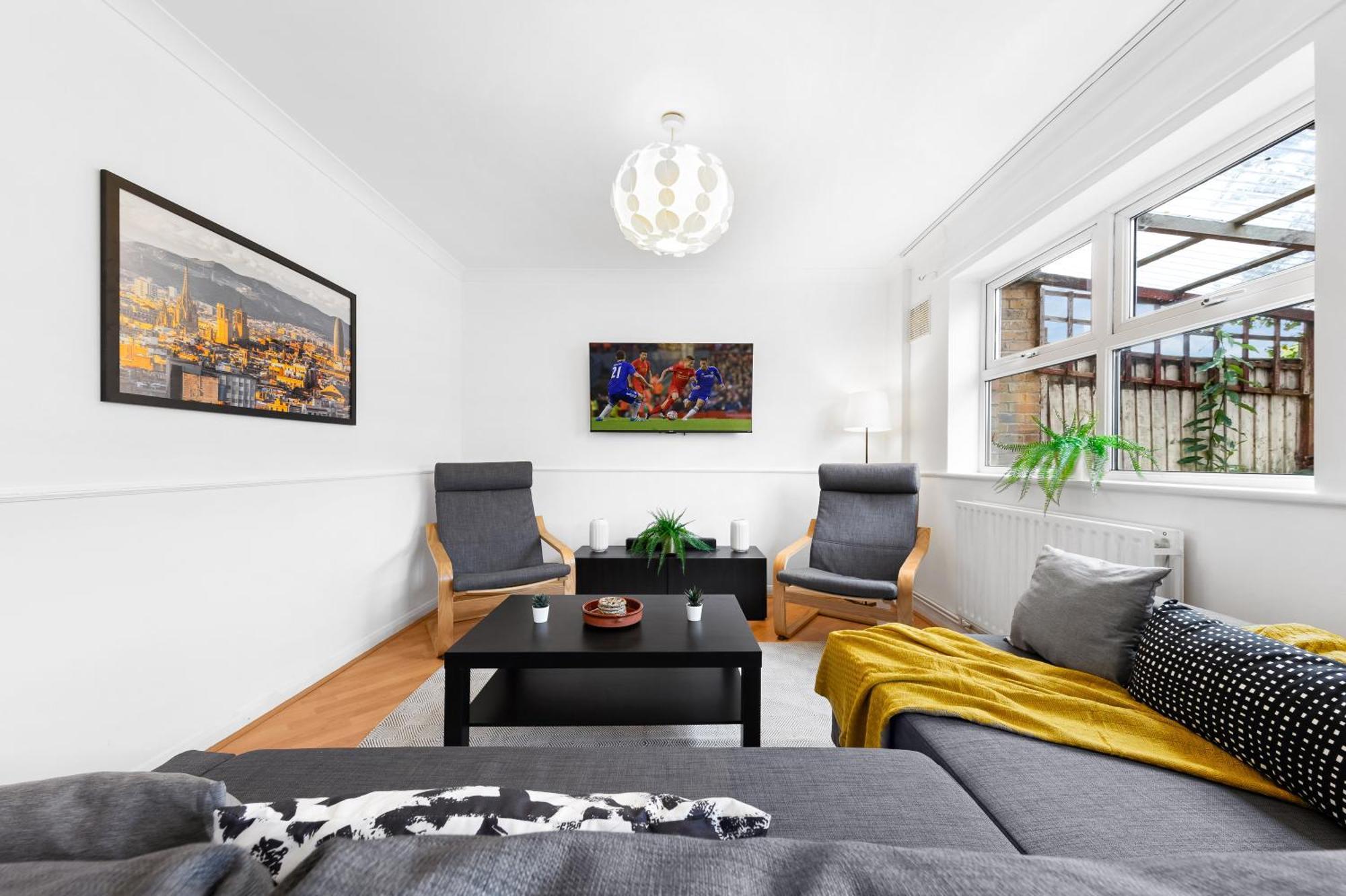 Cozylease 3-bed Canary Wharf Retreat,near 02 Londra