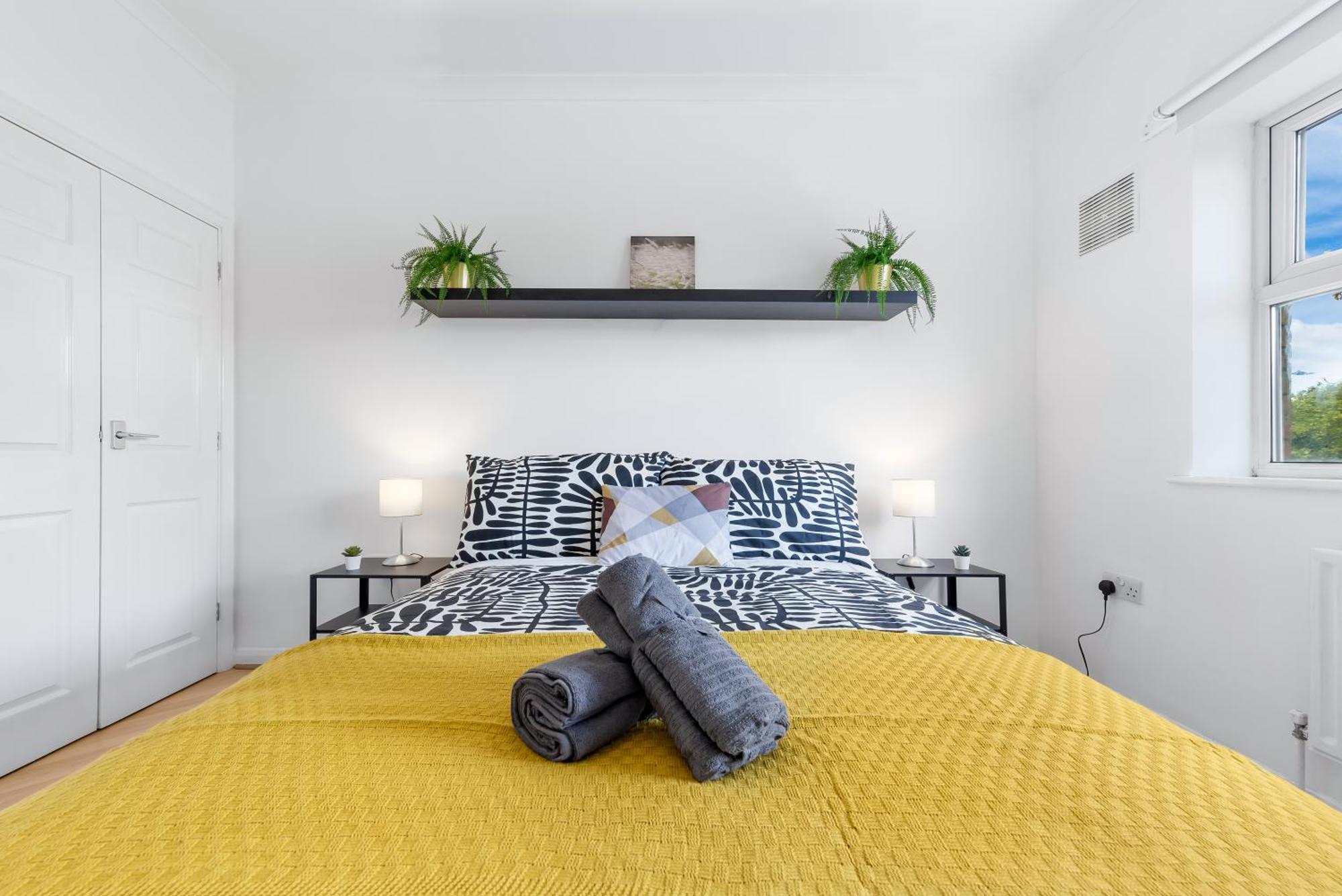 Cozylease 3-bed Canary Wharf Retreat,near 02 *