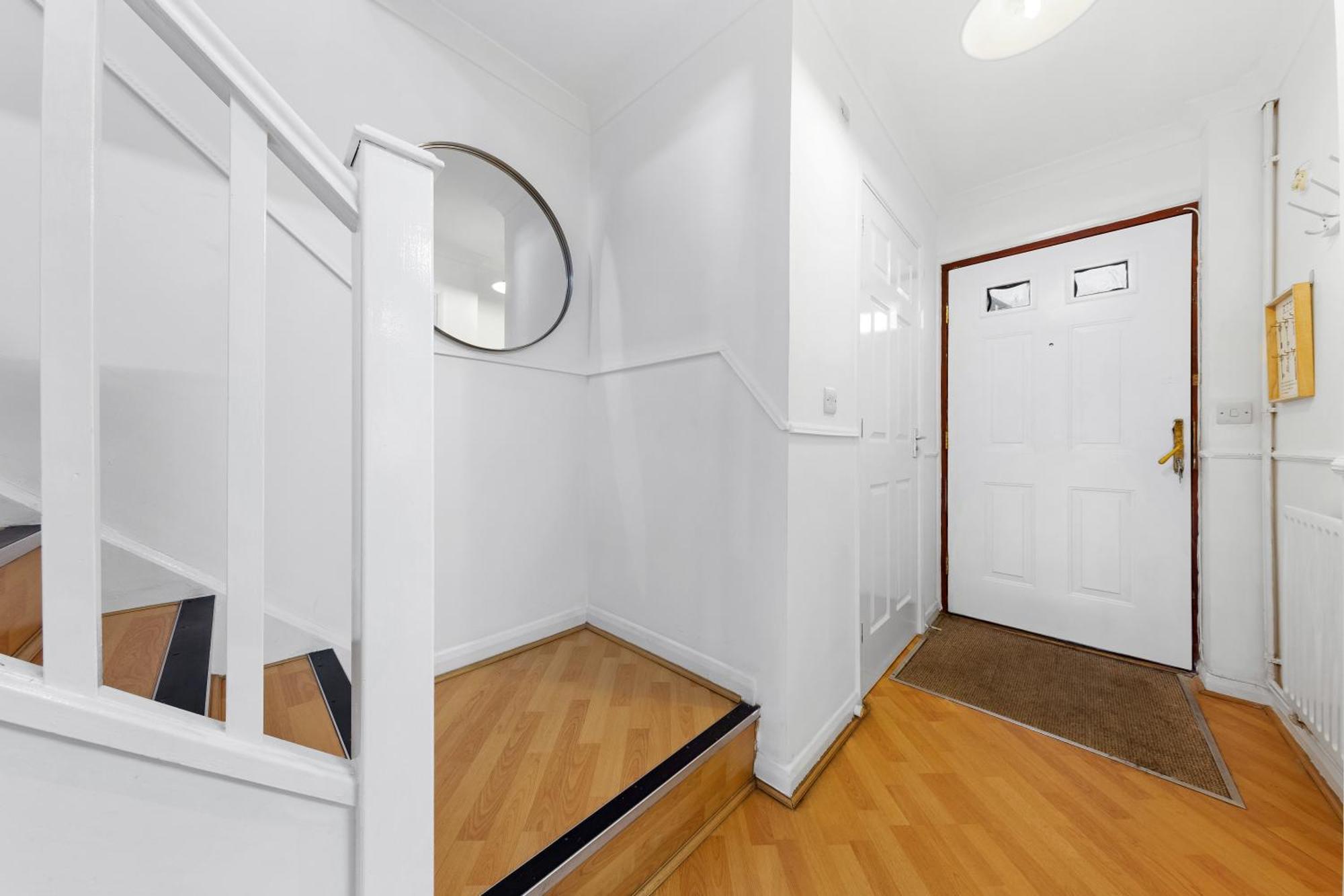 Cozylease 3-bed Canary Wharf Retreat,near 02 Londra